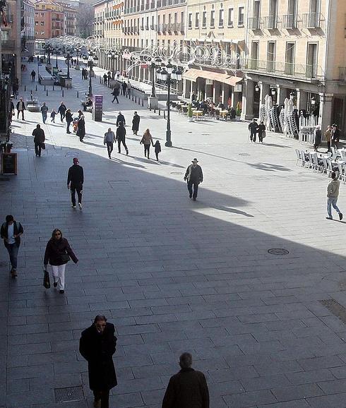 Vecinos y establecimientos de Fernández Ladreda opinan sobre el cambio de nombre