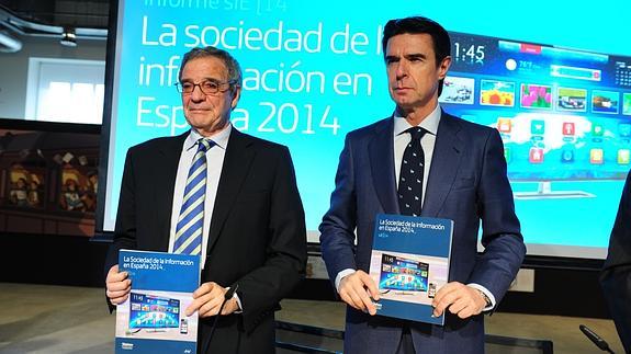 Casi siete de cada diez hogares de Castilla y León utilizan la banda ancha, un 20% más que en 2010