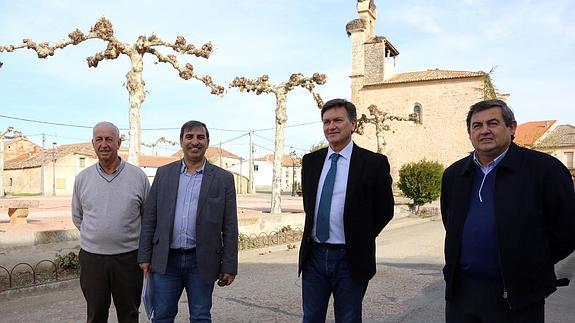 El municipio pavimenta varias calles con la ayuda provincial