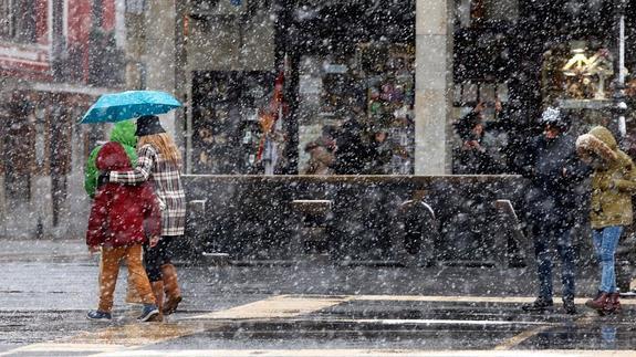 Protección Civil activa hasta el martes la alerta en Castilla y León por nevadas y vientos fuertes