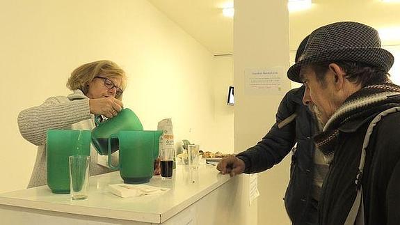 El temporal eleva al 110% la ocupación del Centro de Día de León en busca de calor y café