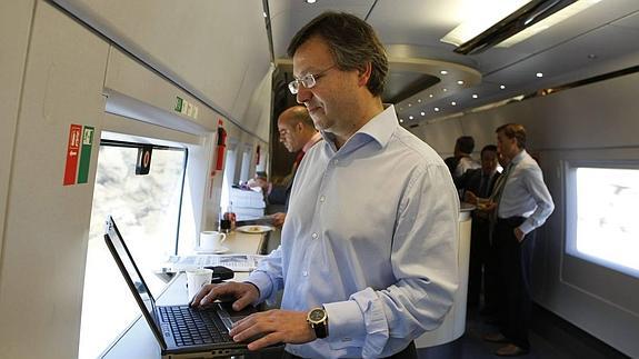 Renfe instalará wifi en los AVE y en las principales estaciones de Cercanías