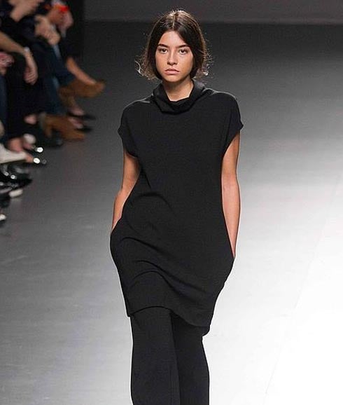 La hija de Mariló Montero desfila para Ángel Schlesser