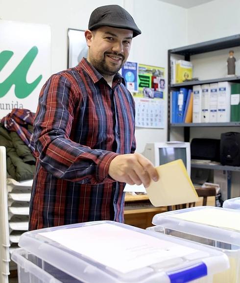 Ángel Galindo renueva la ambición de IU por la Alcaldía de Segovia