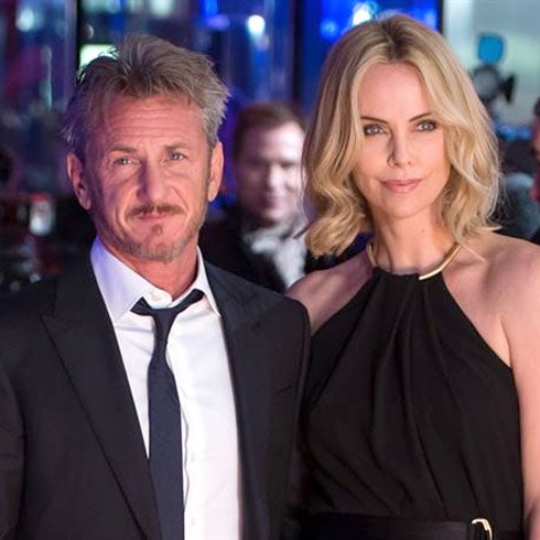 Charlize Theron y Sean Penn, cada día más enamorados