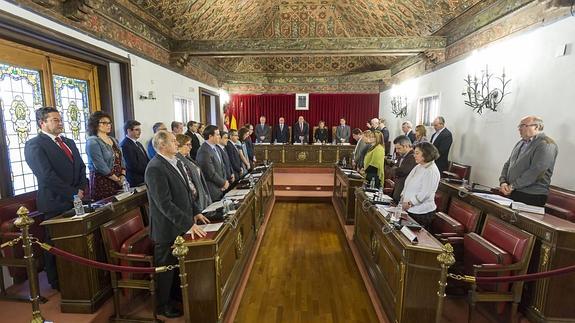 La Diputación reclama a la Junta que financie el plan de juventud y las escuelas infantiles