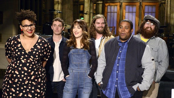 Polémico vídeo de Dakota Johnson en 'Saturday Night Live'