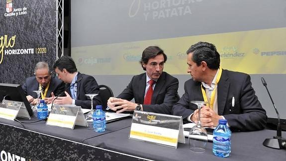 Por primera vez los agricultores y la industria regularán el sector de la patata
