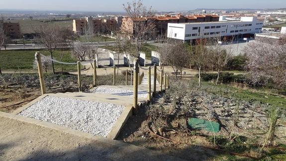 Una escalera acerca a los vecinos más alejados al centro de Parquesol