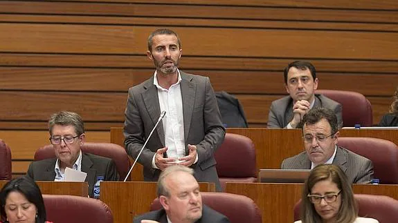 Julio López dimite como secretario de Economía de la ejecutiva del PSOE de Castilla y León