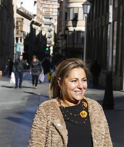 El PP coloca a Rosa Valdeón al frente de la campaña autonómica