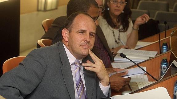 El PSOE confía en José Luis Aceves para recuperar escaños en las Cortes regionales