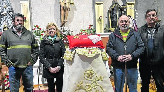 La Virgen de las Lágrimas de Peñaranda estrenará nueva saya