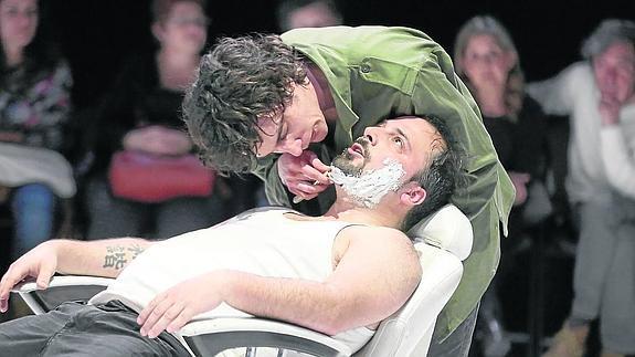 El ‘Woyzeck!!!’ de Malalengua abrió las celebraciones del Día Mundial del Teatro