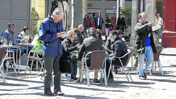 Las calles y hoteles se llenan de turistas y colman las expectativas más optimistas