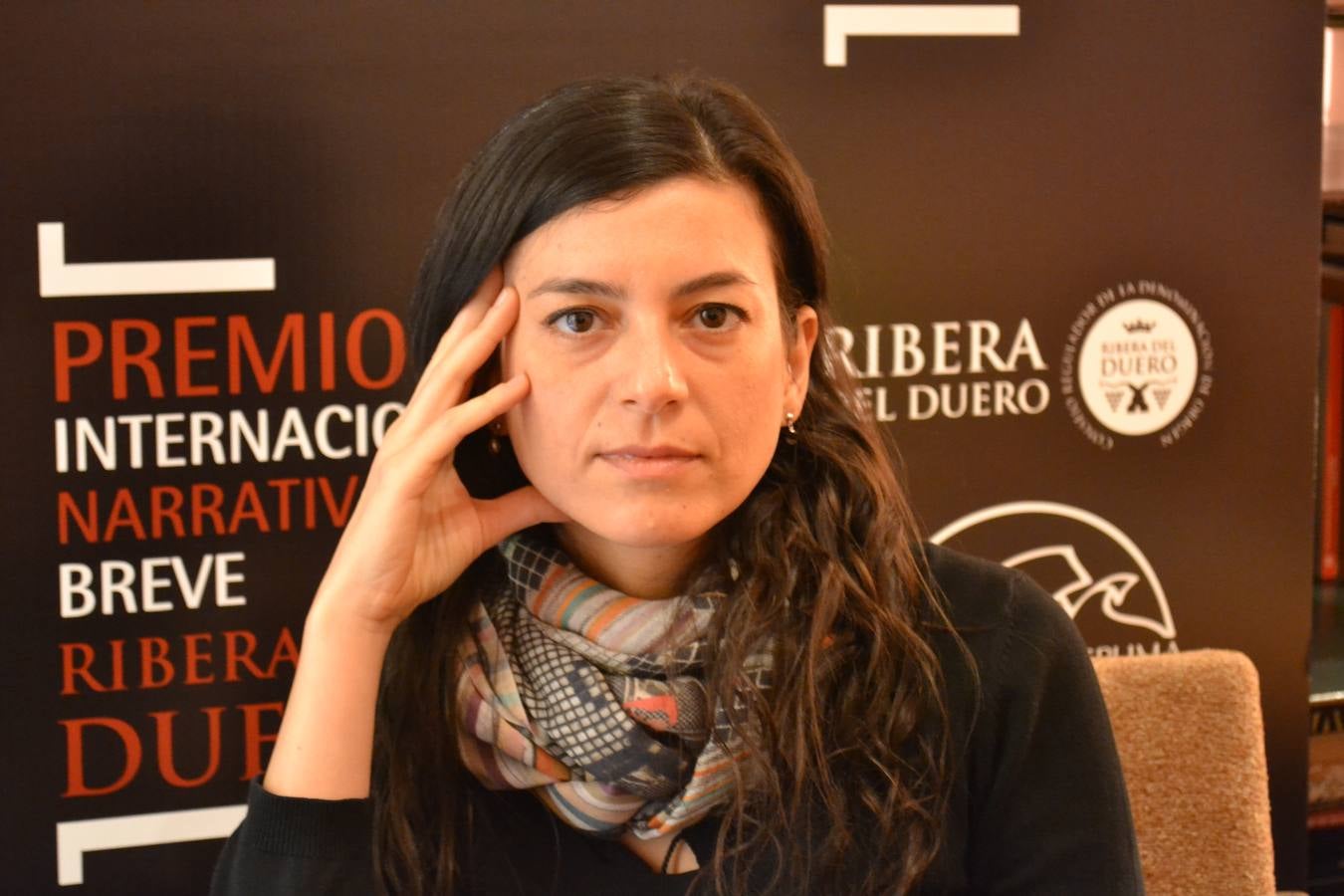 «Soy breve porque así lo demandan mis ideas literarias en origen»