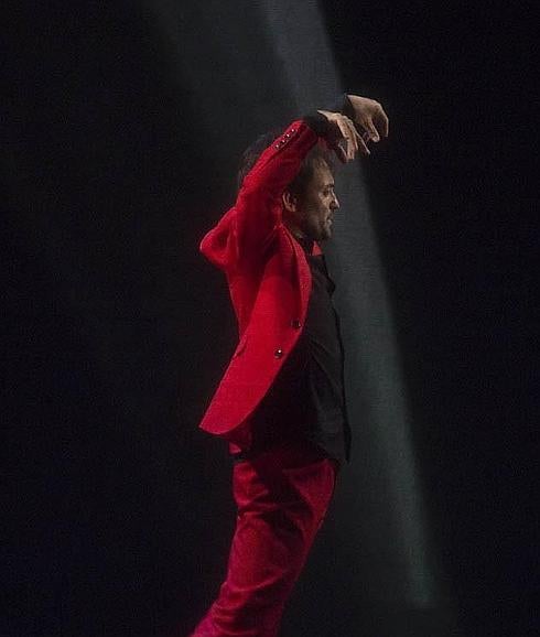El bailaor David Morales resucita a un Lorca «muerto de amor»
