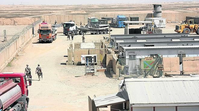 El esfuerzo de 70 militares salmantinos edifica una base para la paz en Irak