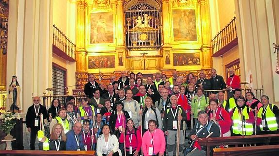170 caminantes recorren la ruta ‘Del sepulcro a la cuna’