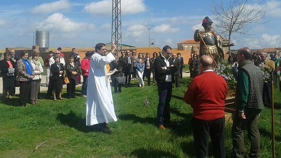 Cerca de 250 personas regresan a Aguasal para celebrar San Jorge