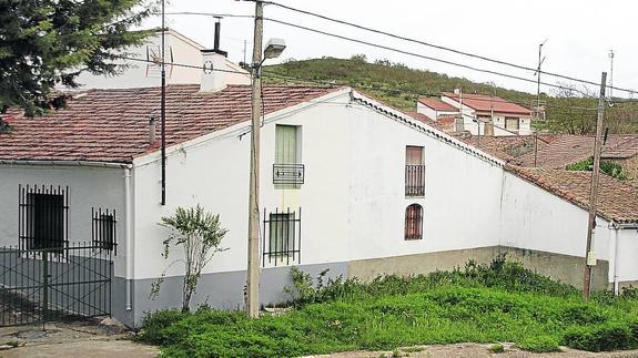 Los vecinos de Beleña piden que se controle el desarrollo de las elecciones