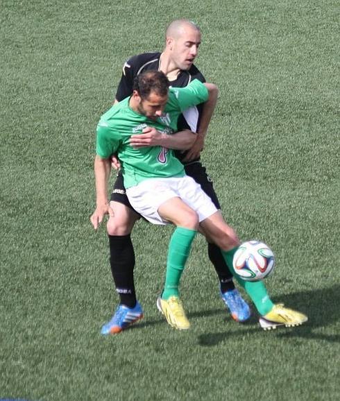 El Guijuelo tira por la borda el play-off