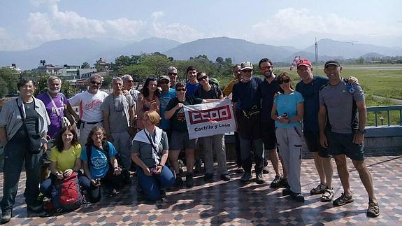 Los senderistas segovianos que estaban en Nepal viajan ya de vuelta a España