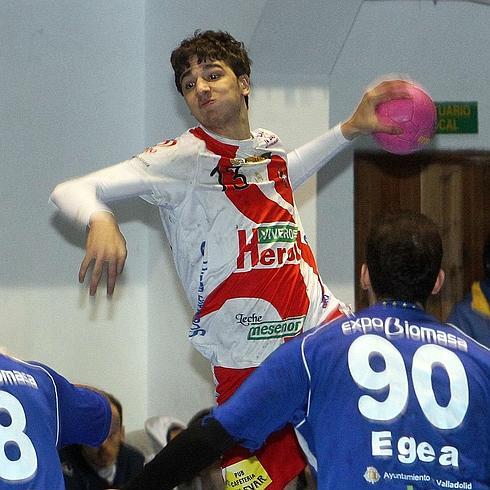 «En Nava la gente juega para pasárselo bien y olvidarse de los problemas»