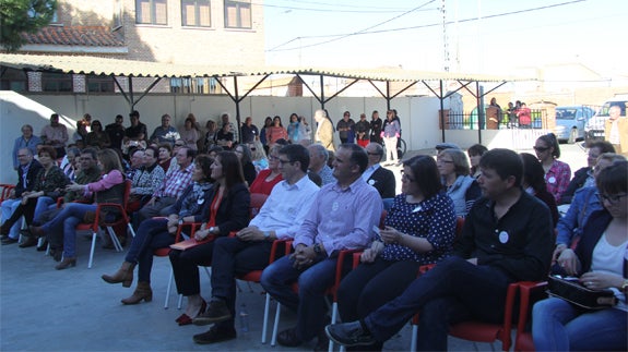 Patxi López presenta en madrigal la candidatura del PSOE al consistorio