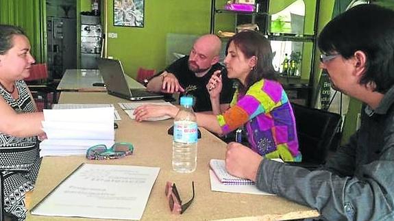 Ganemos ofrece a las organizaciones un contacto fluido y permanente para impulsar proyectos solidarios