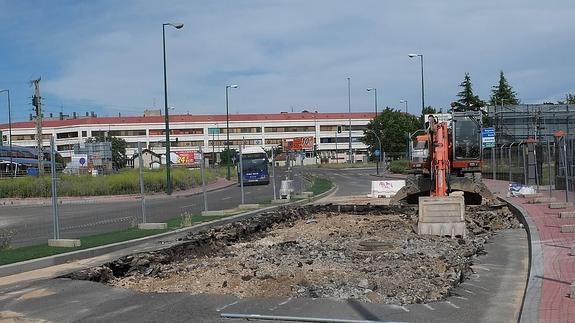 La reparación de una fuga mantiene a Argales sin salida hacia Arco de Ladrillo
