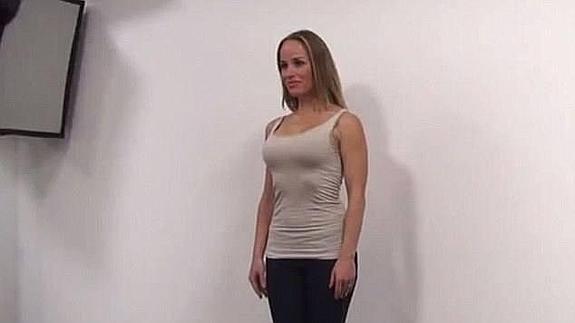 Despiden a una profesora checa después de que los alumnos descubrieran que grabó un vídeo porno