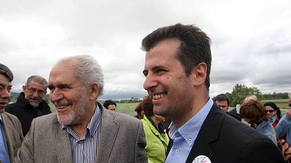 Tudanca advierte de que votar al PP supondrá «abrir las puertas al fracking en Castilla y León»
