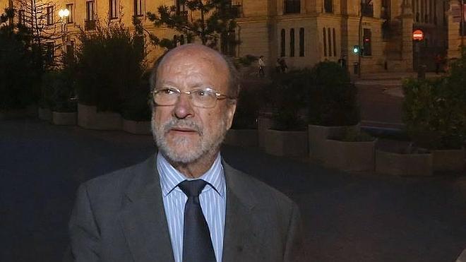 León de la Riva es el líder local mejor valorado y Albert Rivera arrasa entre los políticos nacionales