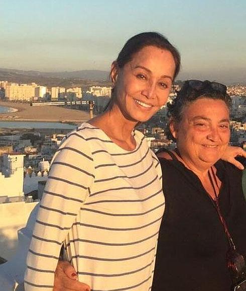 Isabel Preysler, de vacaciones con Elena Benarroch