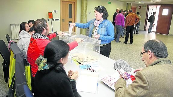 El 24-M aflora una crisis larvada del bipartidismo en la provincia de Palencia