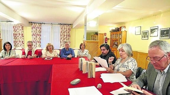 «La literatura española ha escrito de espaldas al Quijote»