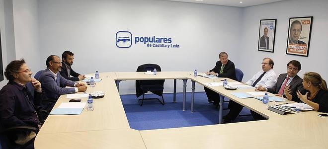 El Partido Popular ofrece a Ciudadanos un pacto de estabilidad por cuatro años