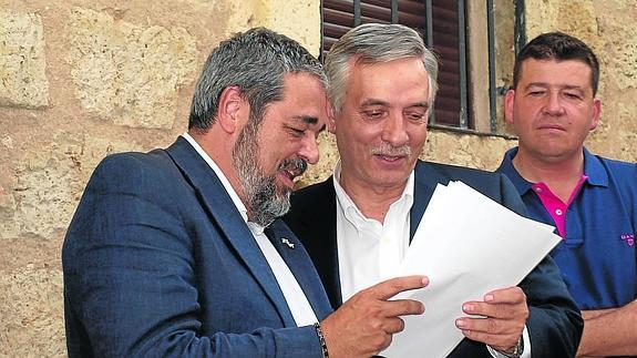 Carlos Aganzo homenajea a la historia de Villalba de los Alcores