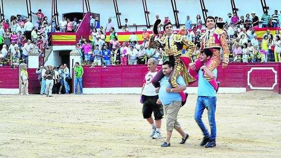 Puerta grande para Perera y Chaves en la plaza de Ledesma