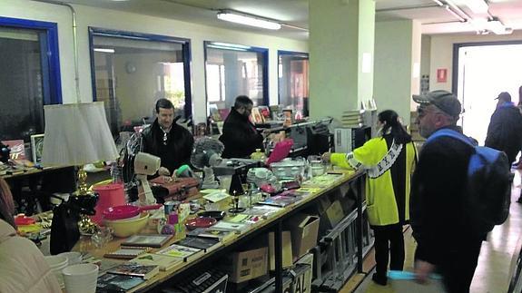 SBQ logra recaudar 1.200 euros en su mercadillo solidario en Béjar