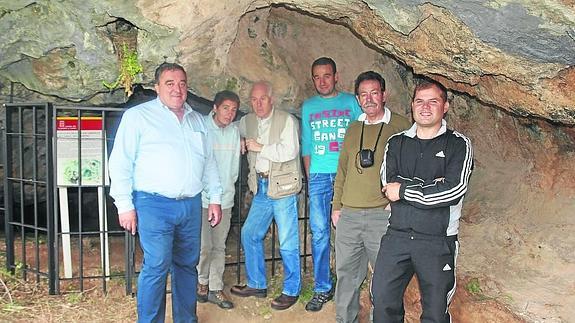 La Junta repara el cerramiento del Abrigo de las Cascarronas