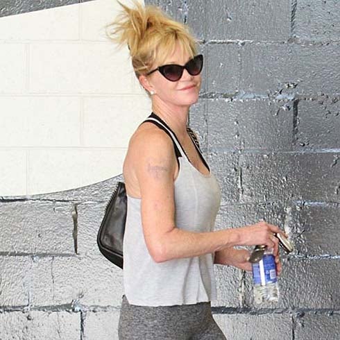 Melanie Griffith va eliminando, poco a poco, los recuerdos que le quedan de Antonio Banderas