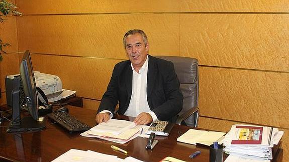 Agustín Rajoy confía reducir la deuda del Ayuntamiento de León hasta el 2019 en 320 millones