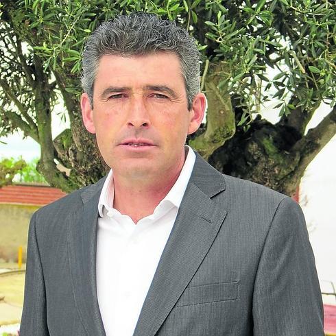 «La Diputación es el cordón umbilical que une a todos los municipios»