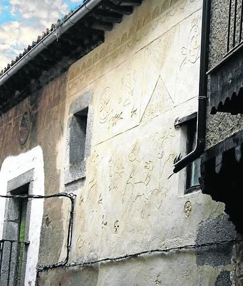Fachadas con sabor a historia y tradición serrana