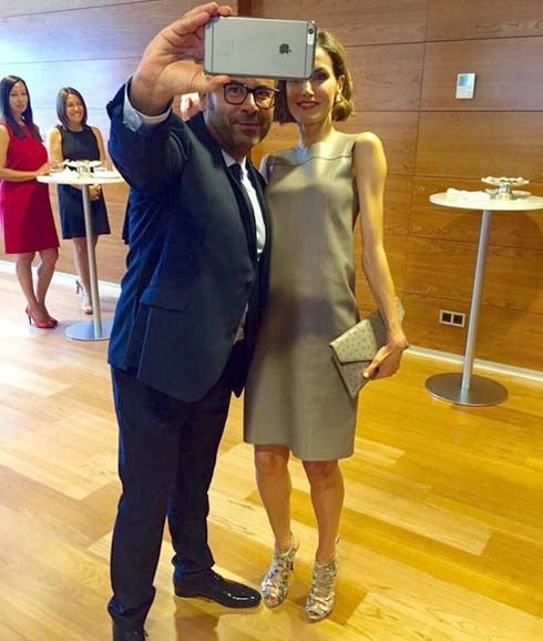 Jorge Javier Vázquez se hace un 'selfie' con la reina Letizia