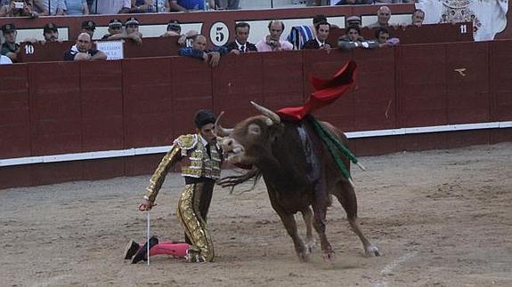 Ventura, El Juli y Talavante salen a hombros en una gran corrida en Arévalo