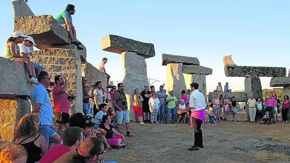 El Parque del Granito de Los Santos celebra su día con mucha cultura