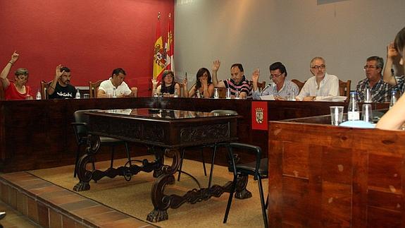 Los concejales liberados en el Ayuntamiento de Cuéllar doblan su sueldo